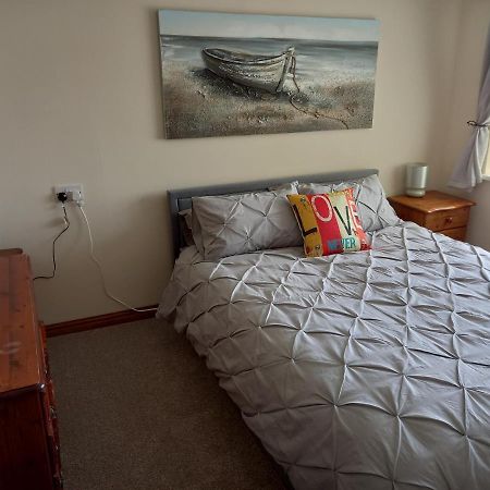 Pet Friendly Beautiful Detached Cottage Close To Spurn Point, Easington And Withersea Kingston upon Hull Exterior photo
