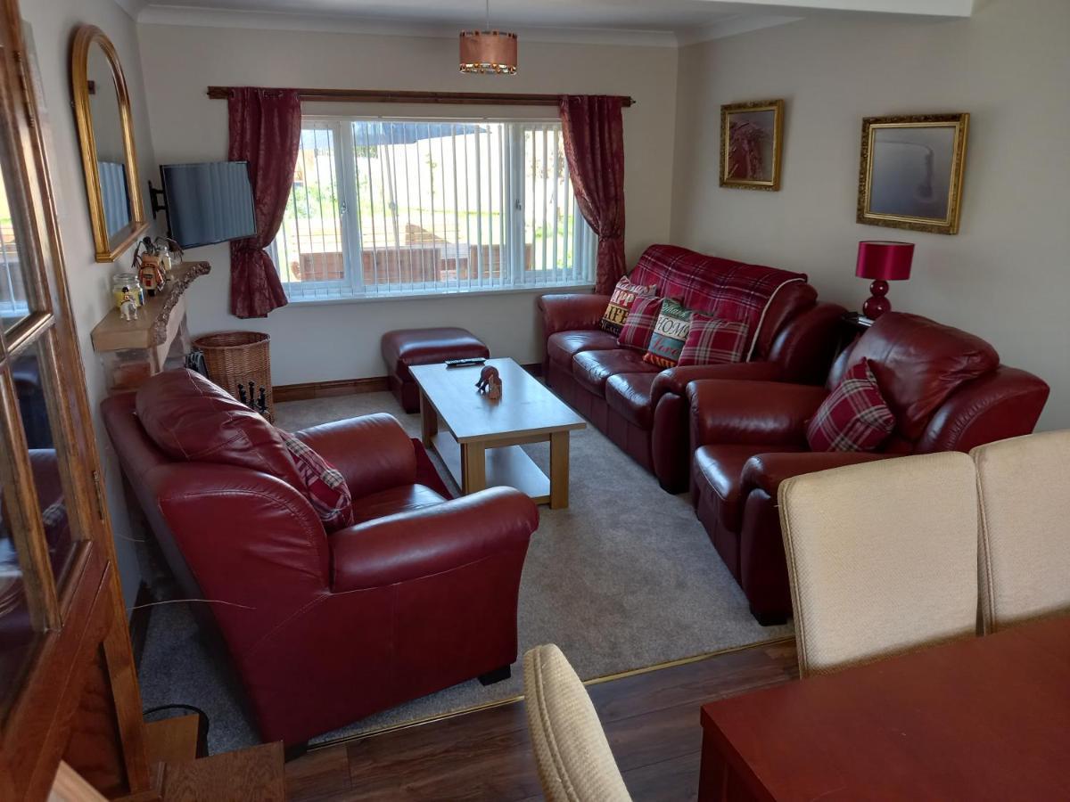 Pet Friendly Beautiful Detached Cottage Close To Spurn Point, Easington And Withersea Kingston upon Hull Exterior photo